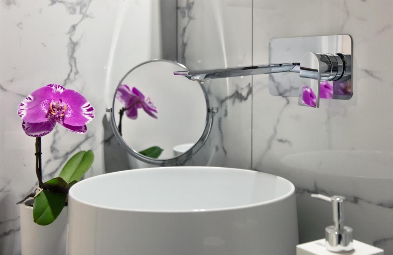 Fellini Design Suites Rome Bagian luar foto