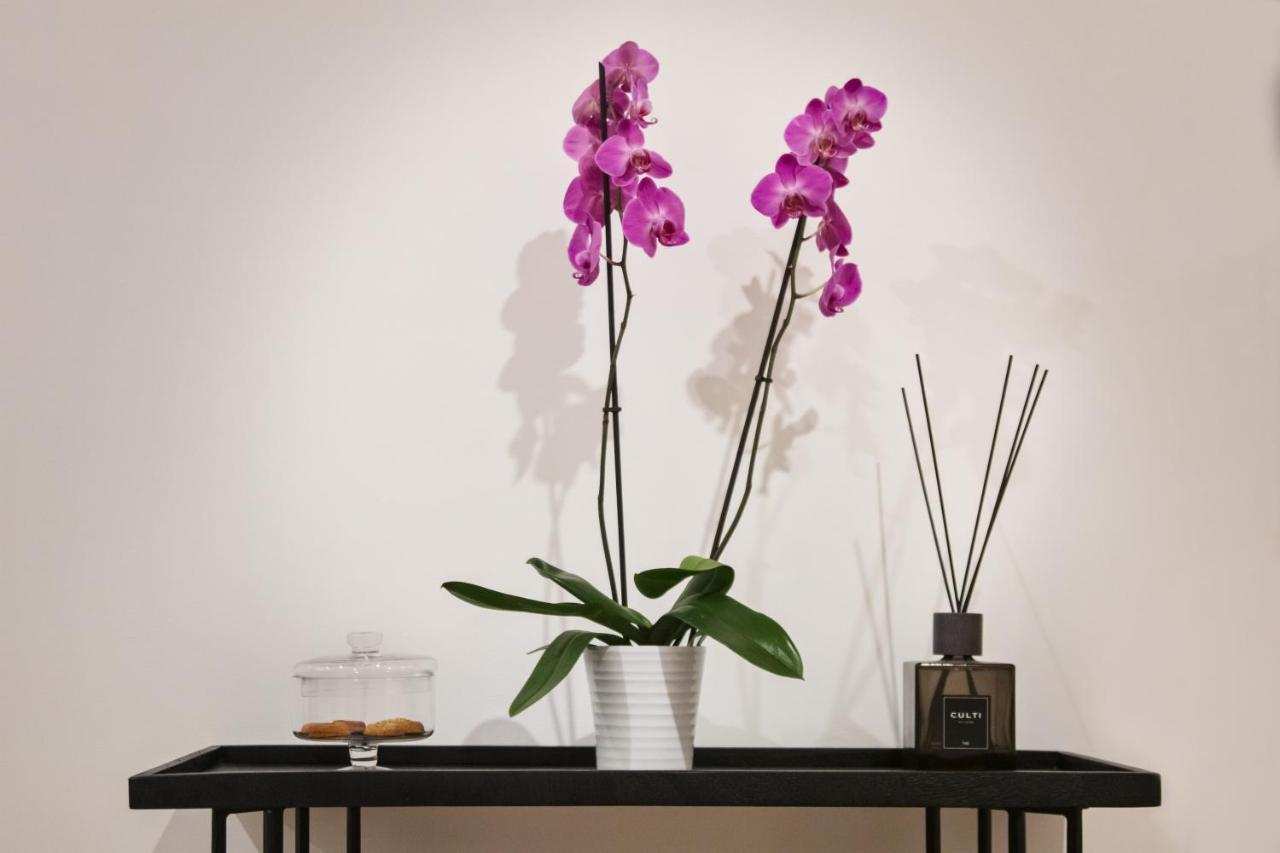 Fellini Design Suites Rome Bagian luar foto