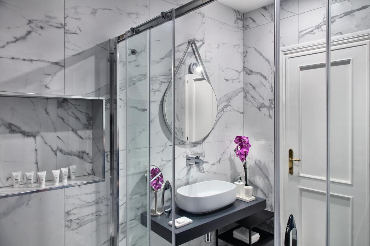 Fellini Design Suites Rome Bagian luar foto