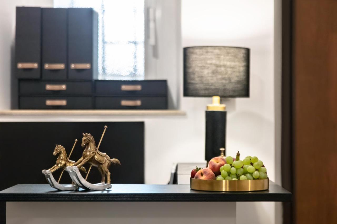Fellini Design Suites Rome Bagian luar foto