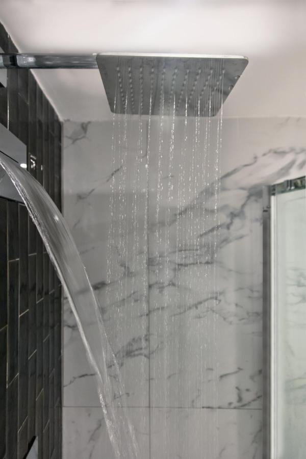 Fellini Design Suites Rome Bagian luar foto